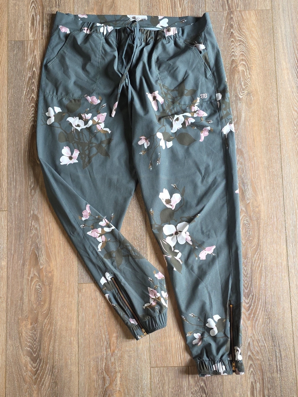 Albion Fit Green Floral Jetsetters Jogger Pants Sz Large Like New